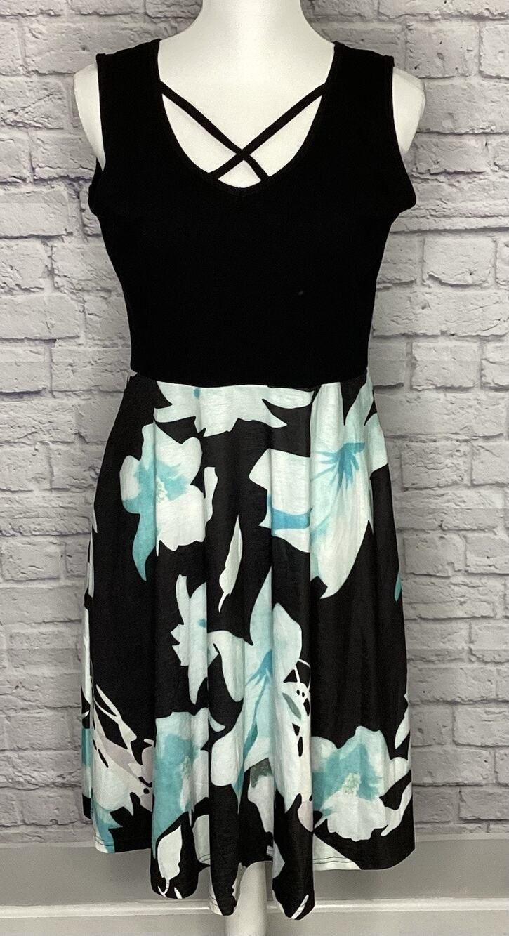 Moyabo Women’s Size L Sleeveless Neck Cross Flared Tank Top Dress With Pockets